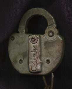 lockf.jpg (5702 bytes)